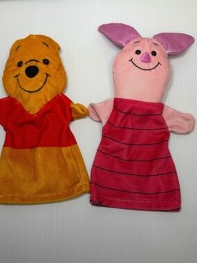 Melissa & Doug Disney Winnie the Pooh Hand Puppet Set of 2 Pooh & Piglet